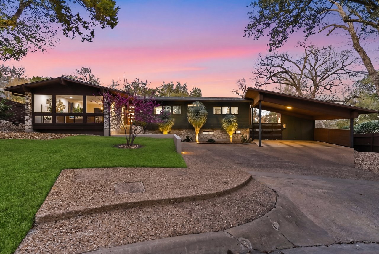 Balcones Mid-Century Modern Retreat