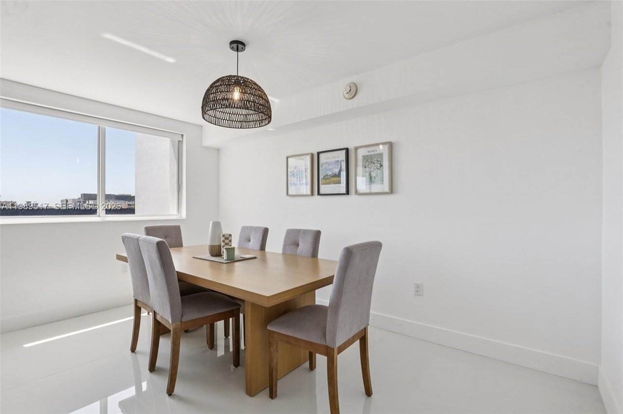 1100-100-street-703-fl-condo-for-sale-dining-room