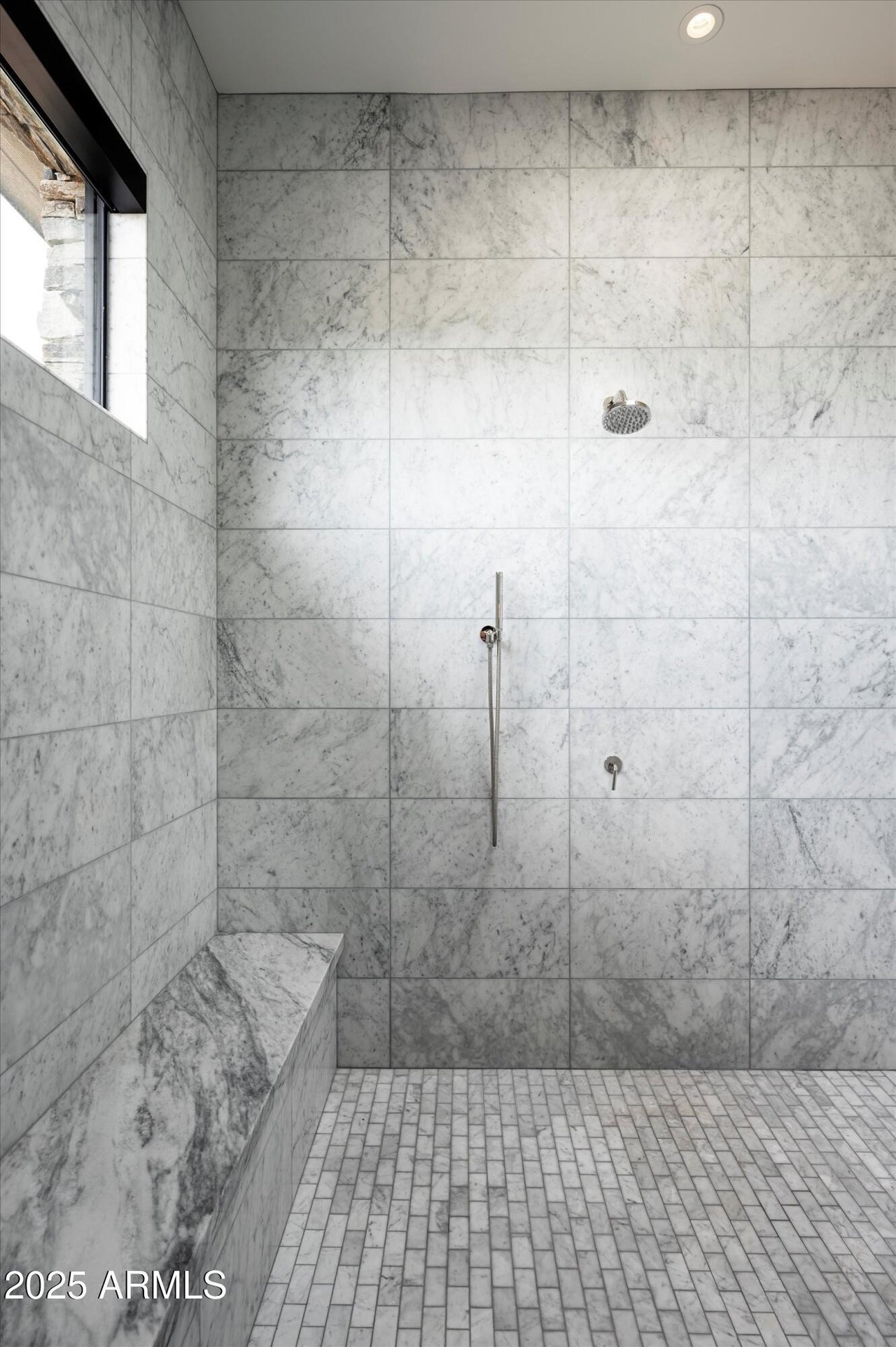 8328 E WHISPER ROCK TRL