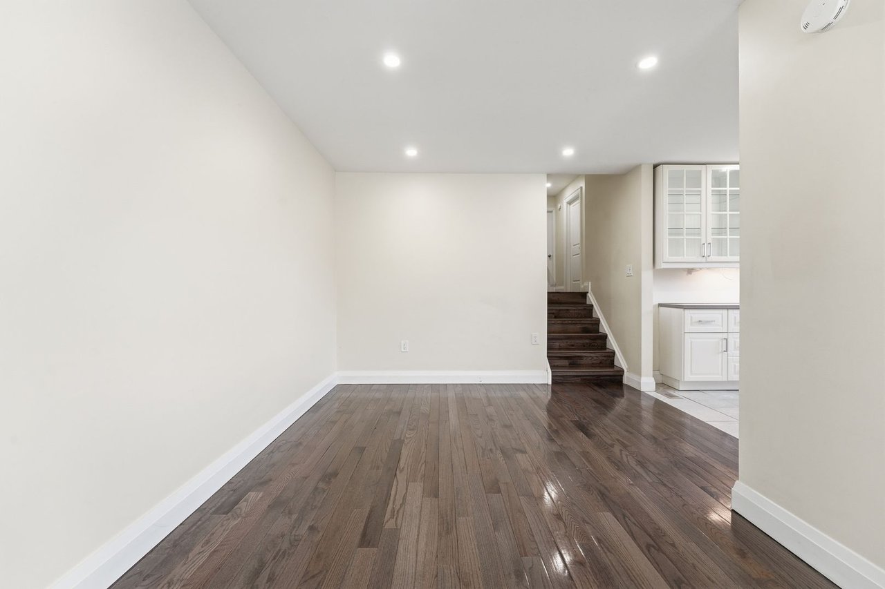 2362 Greenbank Tr