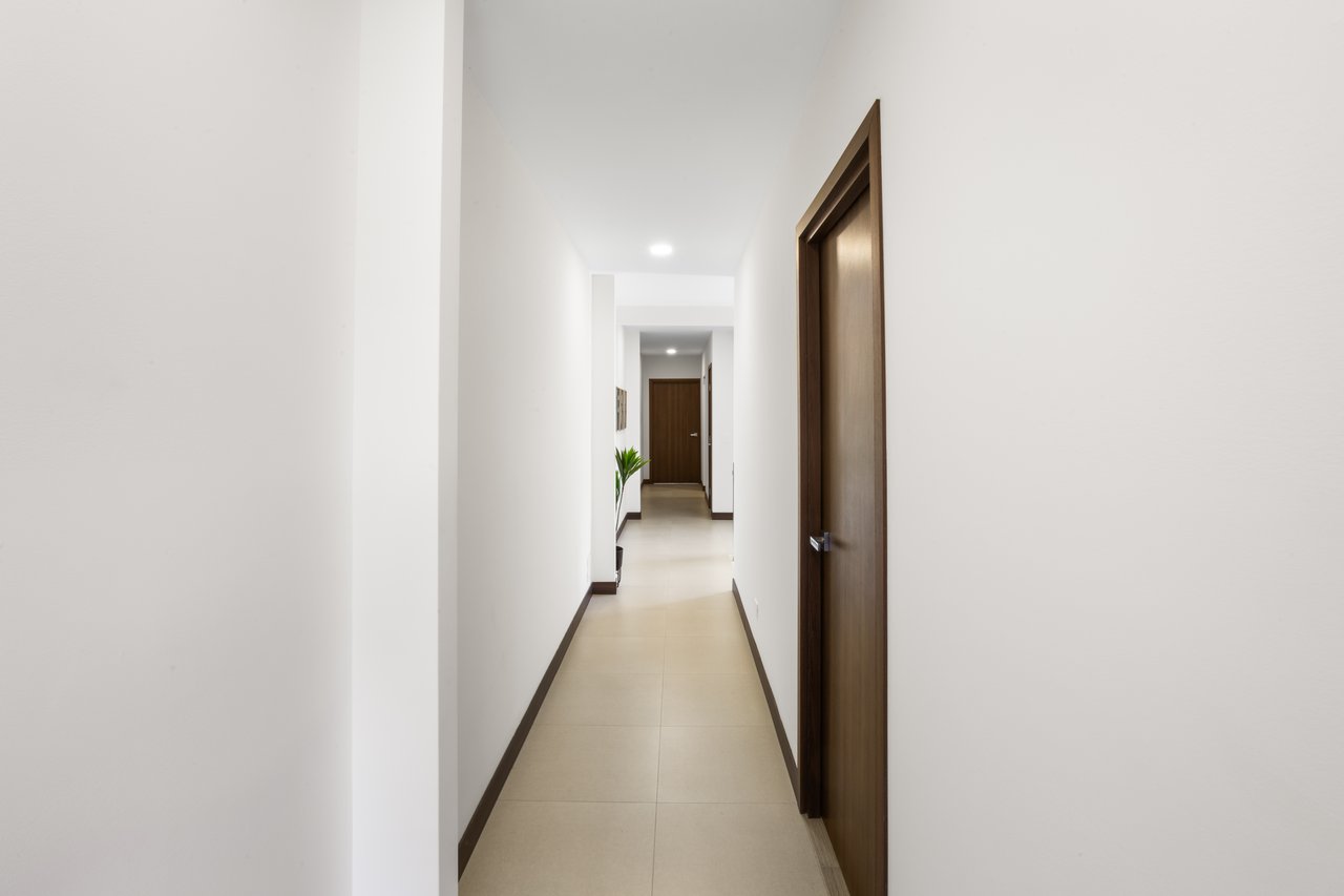 Flamingo Estates Luxury Home | Modern 4-Bed Retreat with Pool & Rooftop Terrace Near Beach & Marina