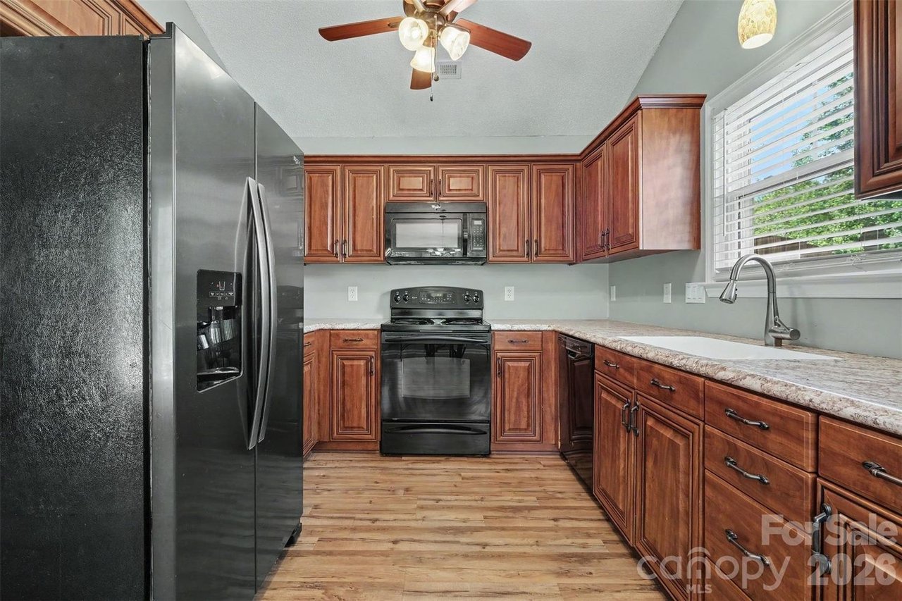 The Meadow Glen Ranch that Checks all the Boxes