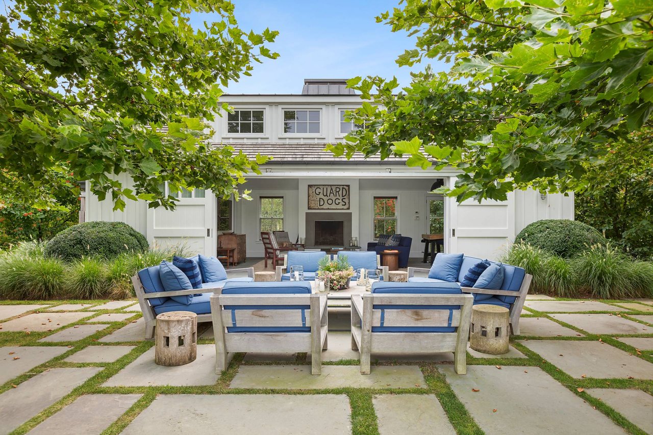 12 Two Trees Lane, Bridgehampton