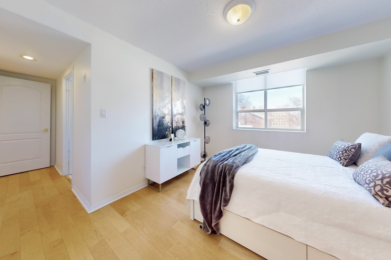 3130 Yonge Street Unit: 305