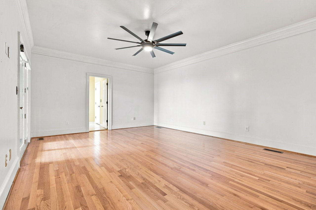 Where Luxury Meets the View on Monte Sano