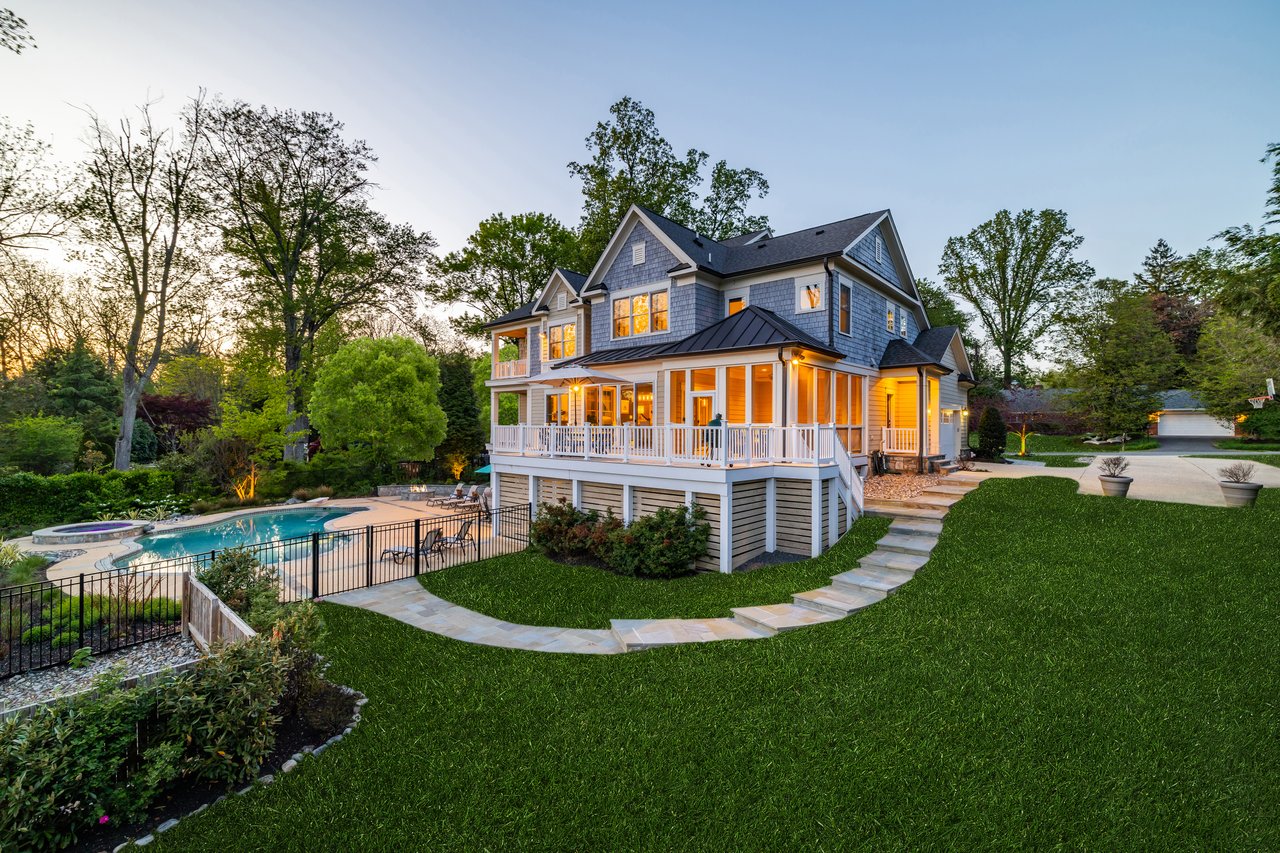10006 Woodhill Road