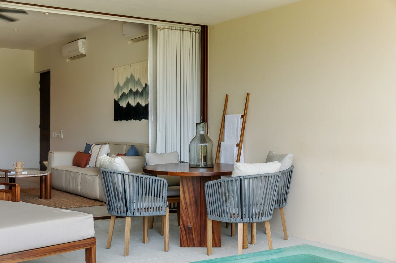 Marea Beachfront Villas G32