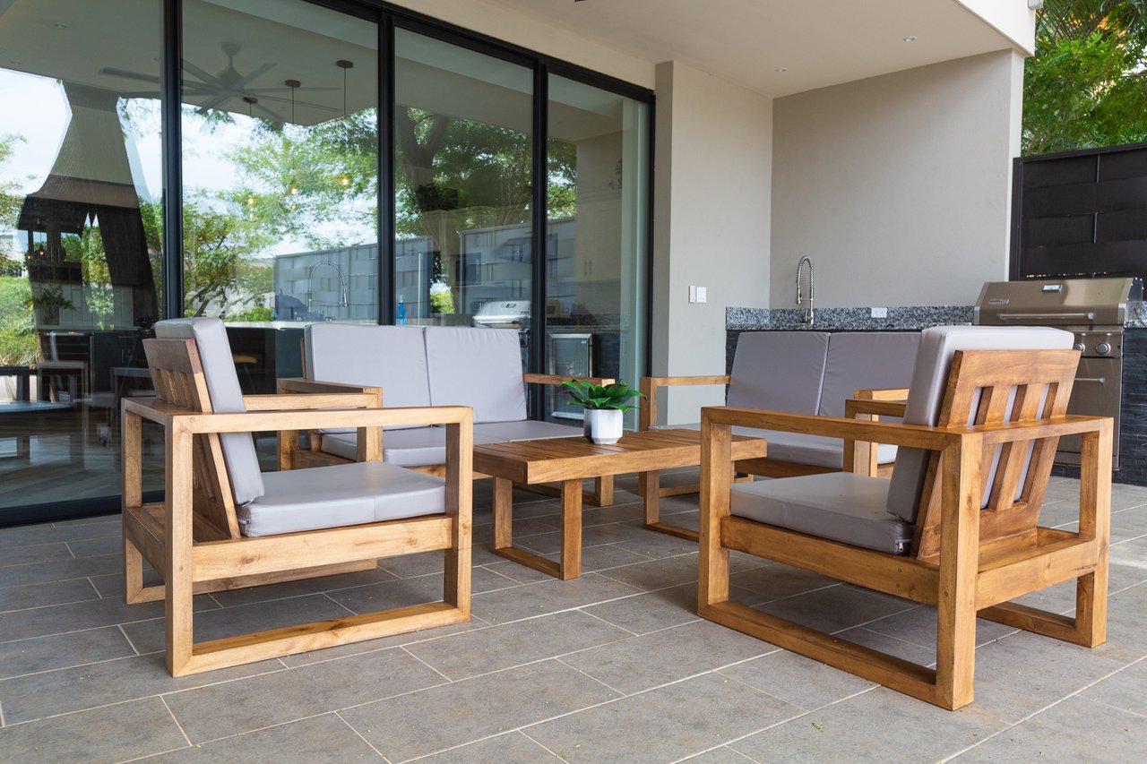 Casa Giving Tree | Modern 5-Bed Luxury Home with Beach Access in Tamarindo, Costa Rica