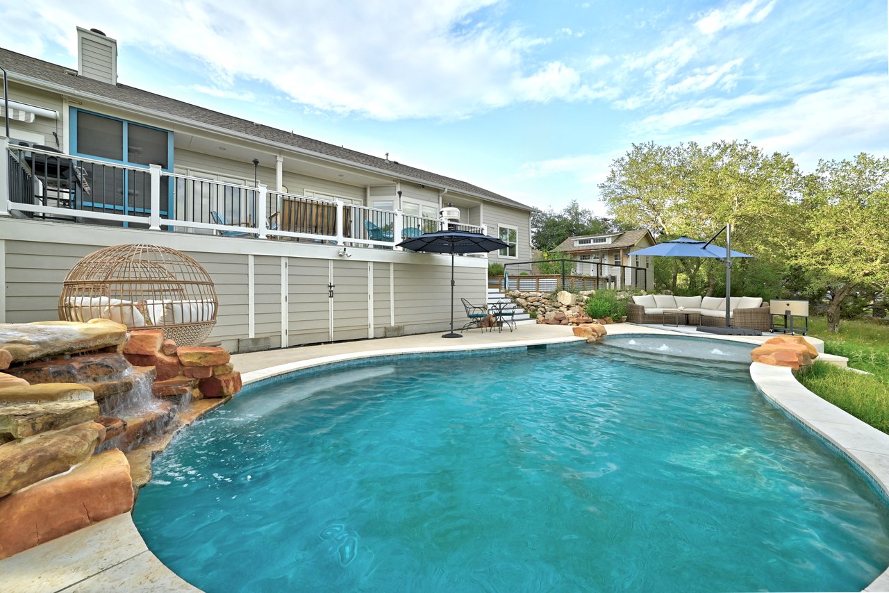 4115 Noon Day Cove