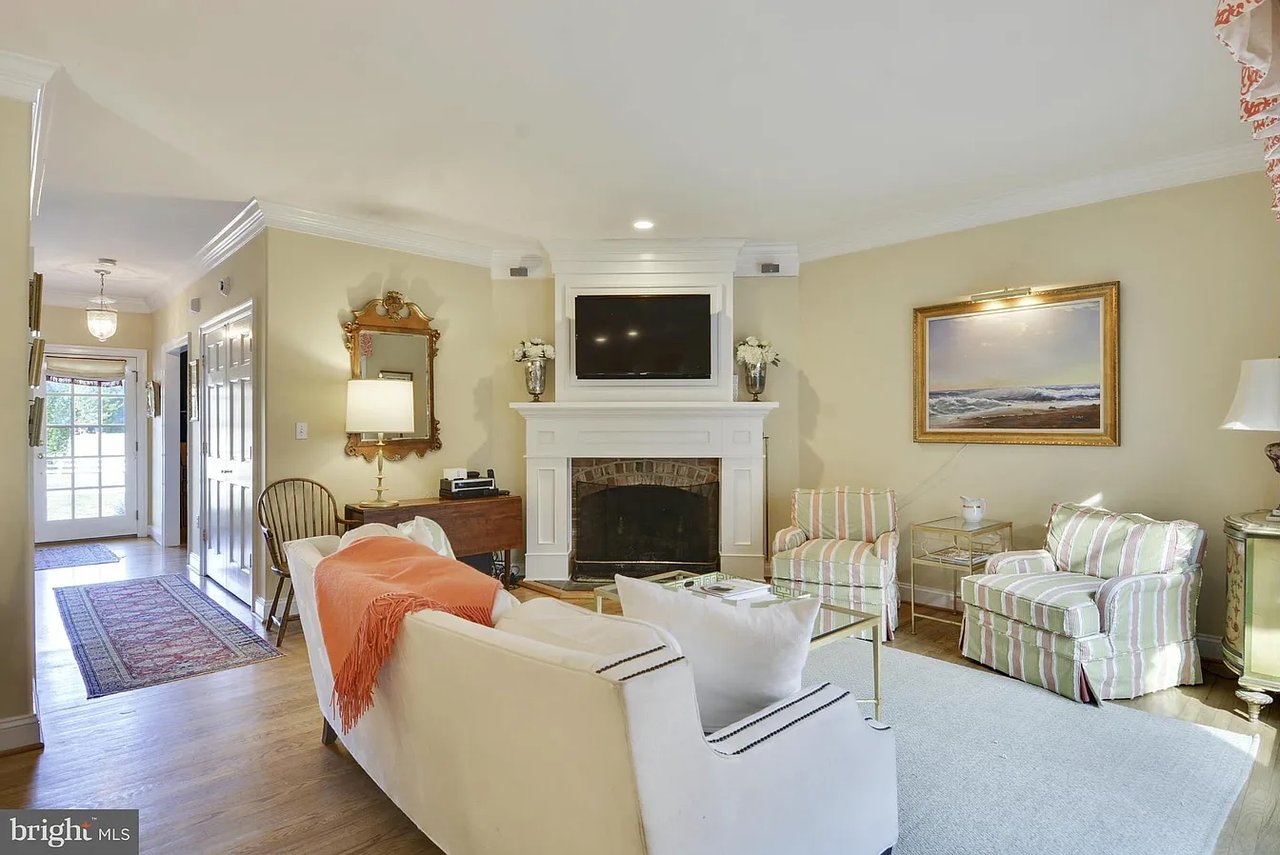 7131 Travelers Rest Cir