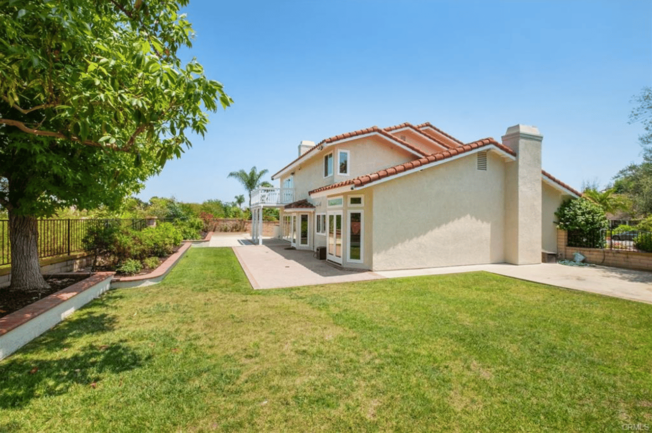 23921 Catbird Court