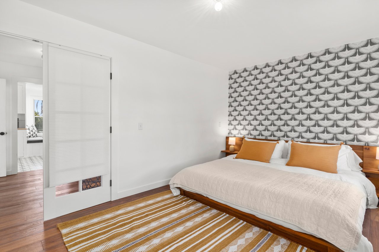 Bungalow On Highland