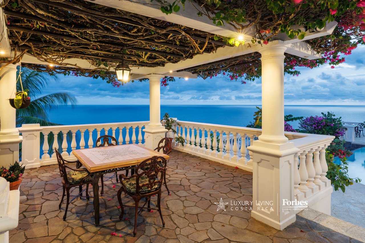 20361 - Villa Romántica | Mediterranean Mansion on 5.9 Hectares with Ocean Views