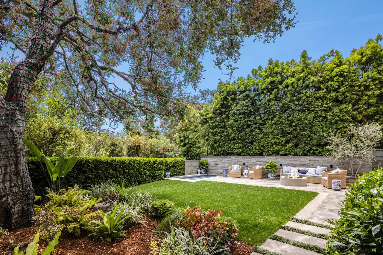 Sophisticated Coastal Design by Gray Malin