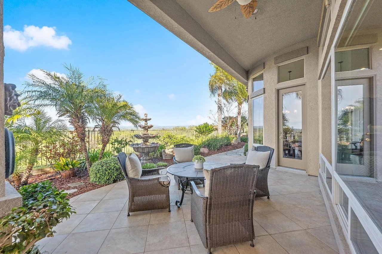 2280 Hidden Hills Ln