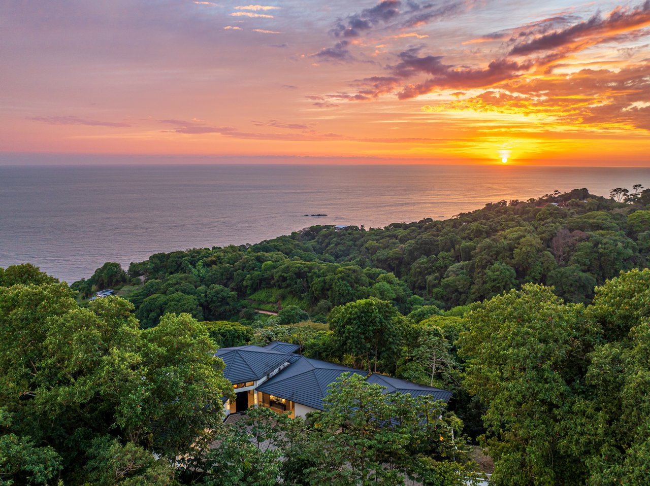 Luxury Estate in Escaleras - Incredible Ocean Views 5.5 Acres