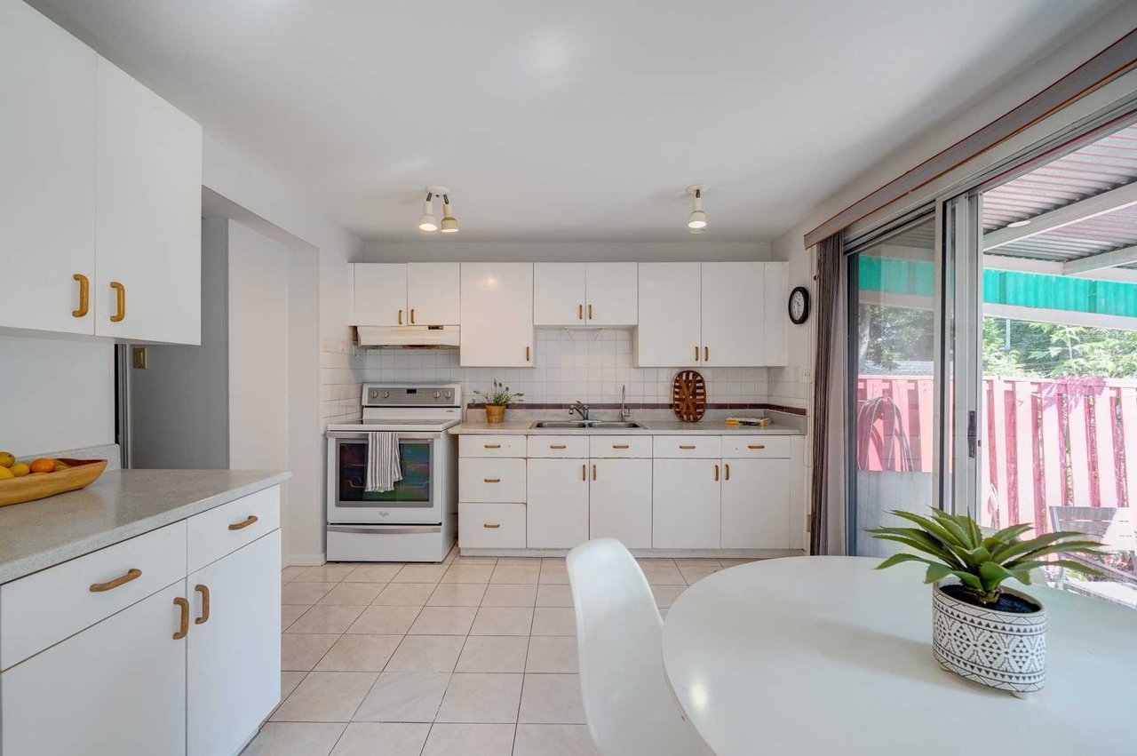 53 Eldon Ave