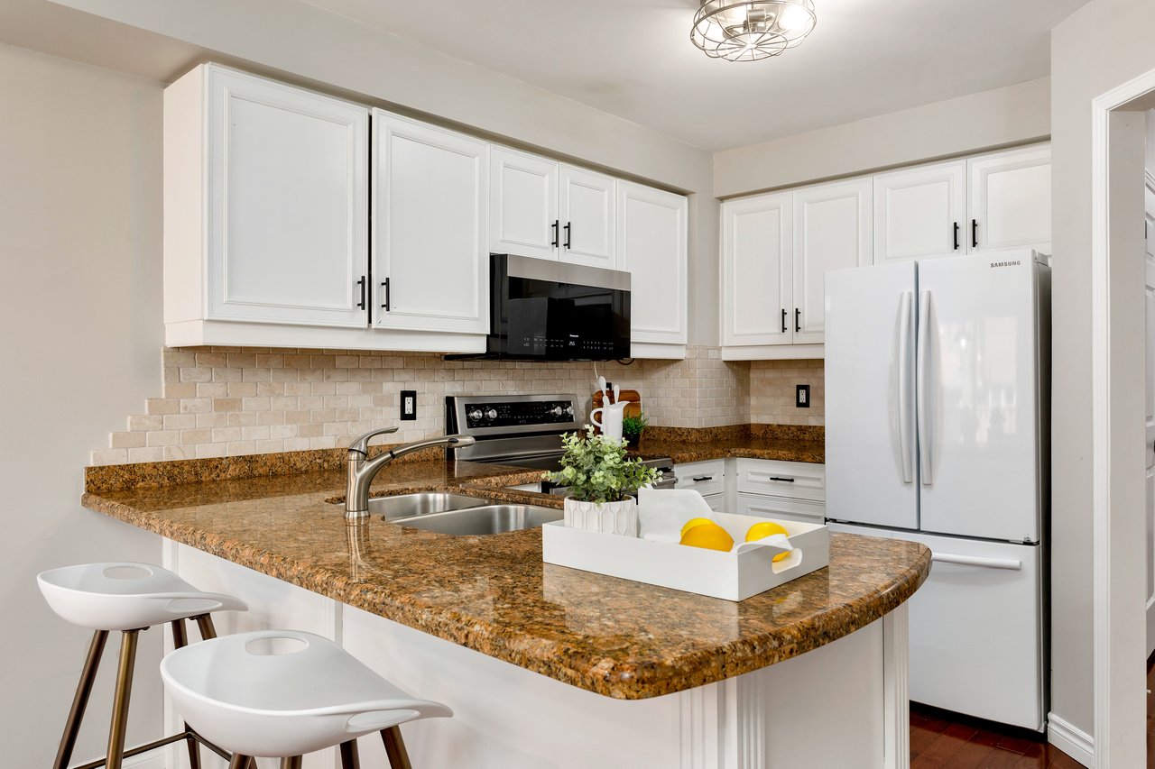 2006 Glenada Crescent Unit 7