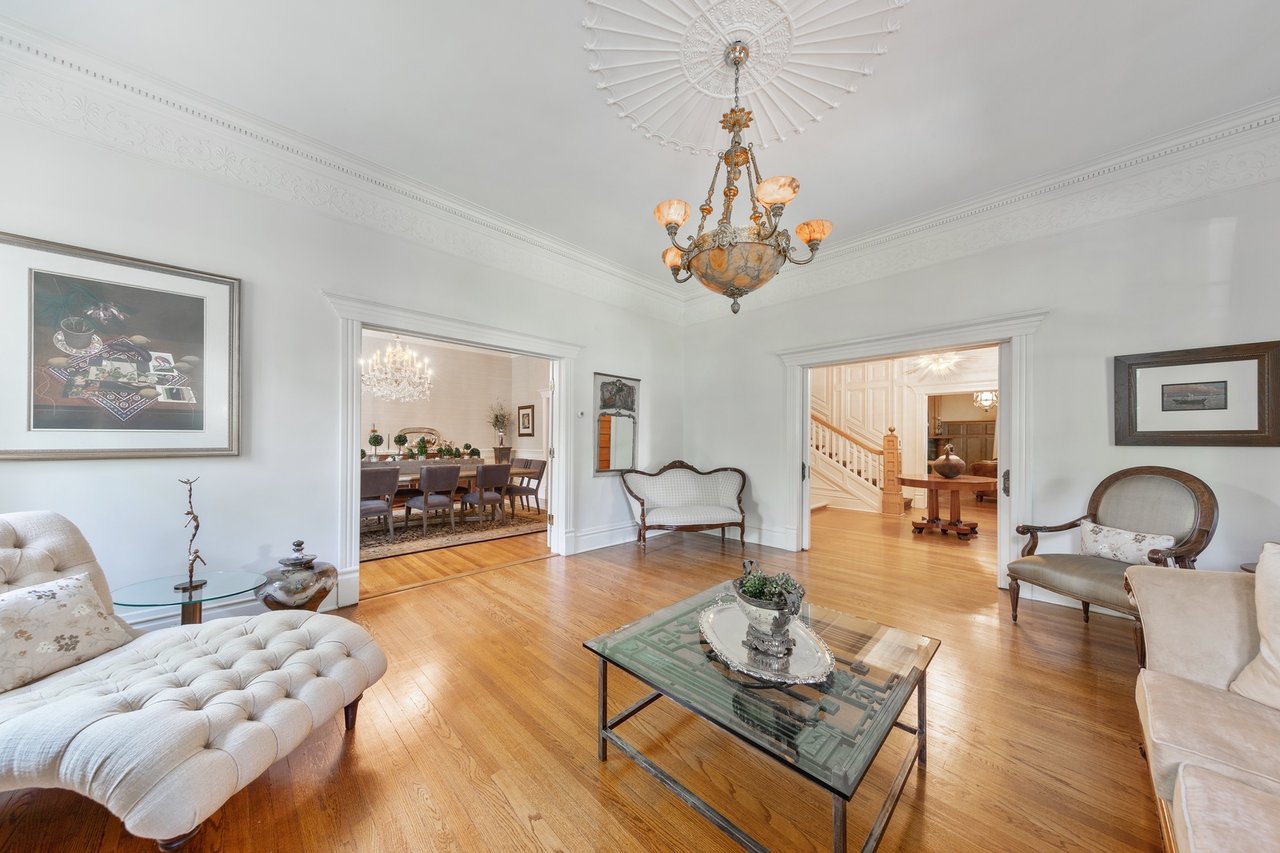 Experience Luxury Living Like Never Before