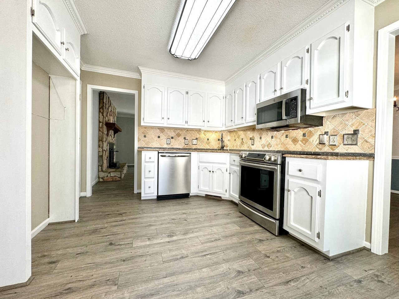 SOLD- A Charming Home at 300 Tanner Road, Taylors, SC