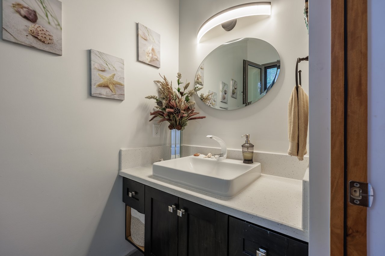 Lawson Rock at Its Finest Lot 30