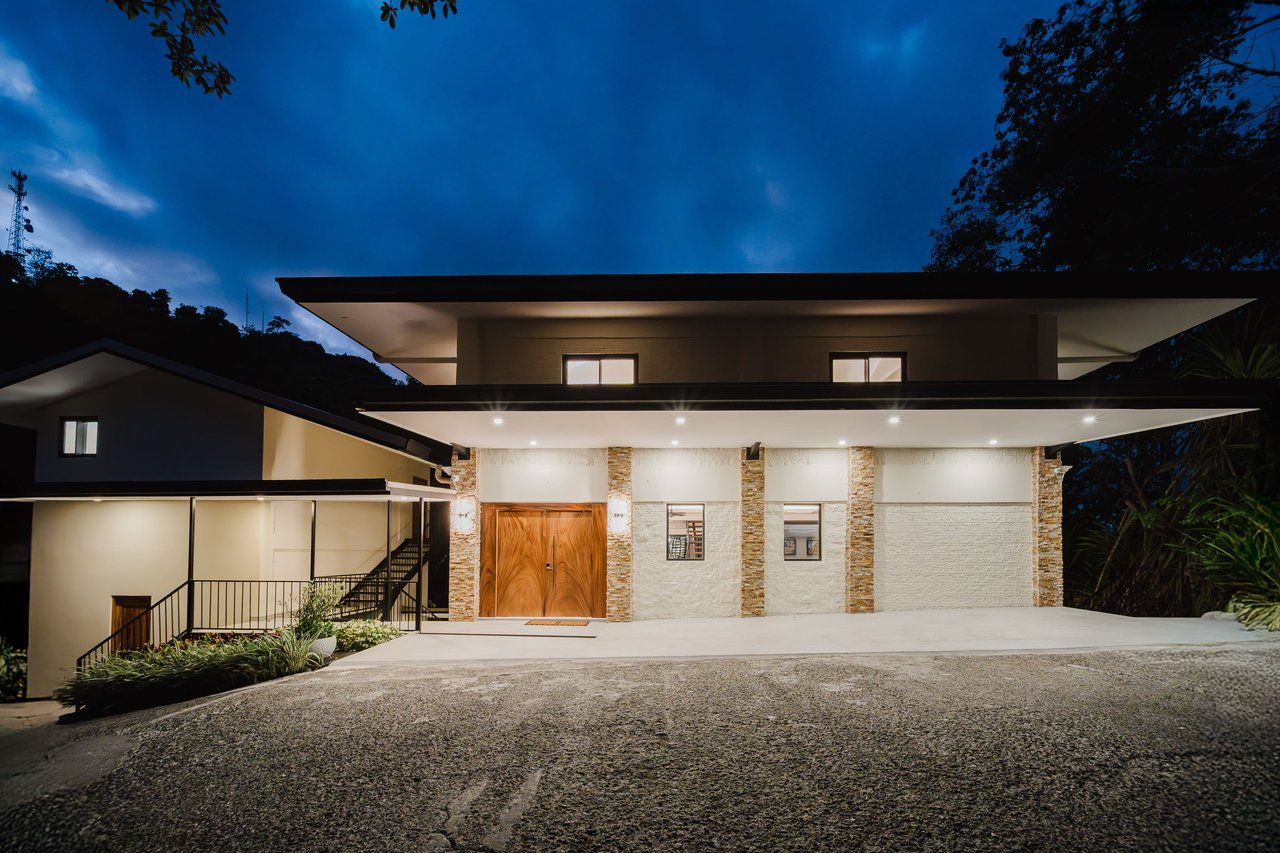 American luxury where the mountains meet the Pacific