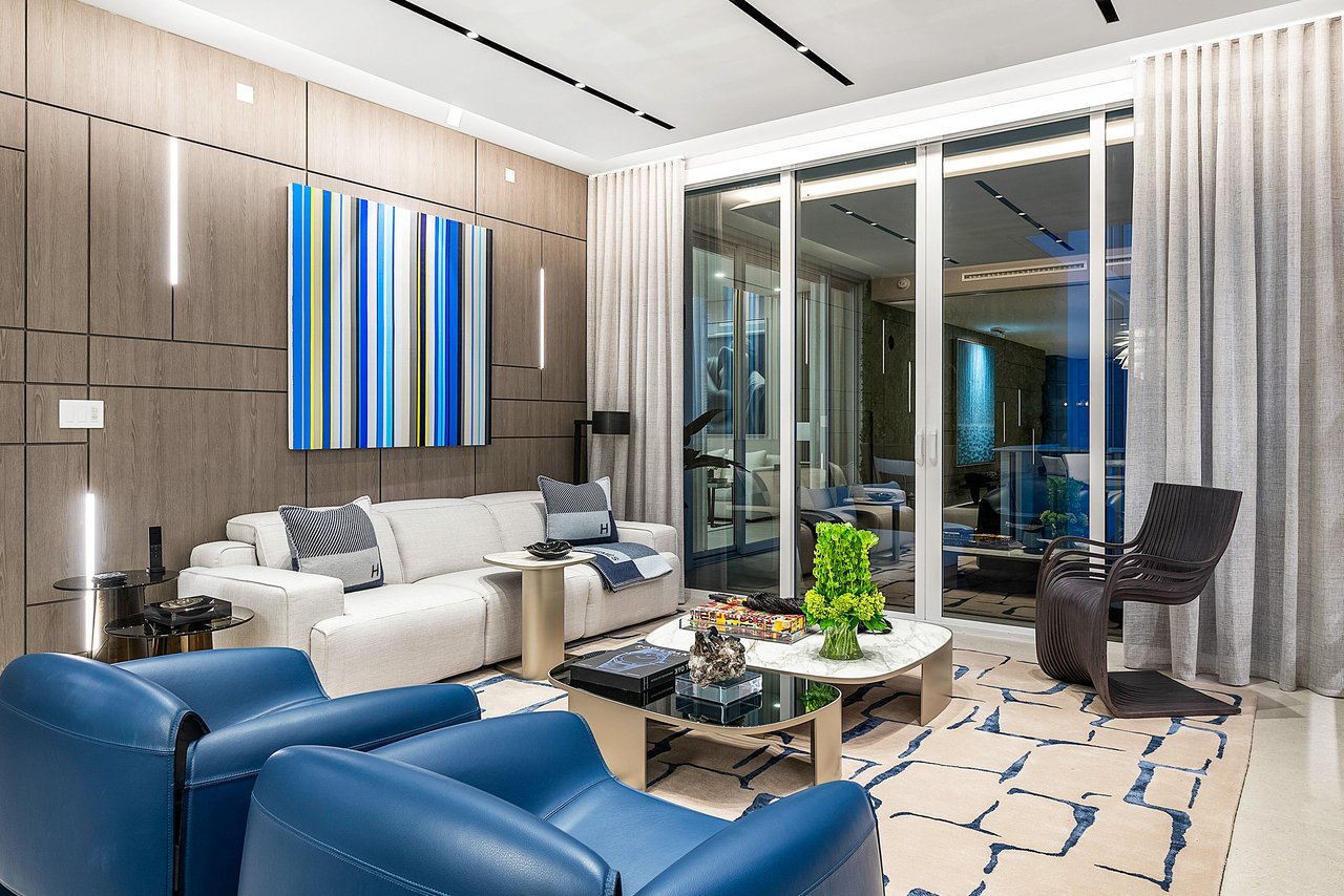 200 SE Mizner Blvd #809