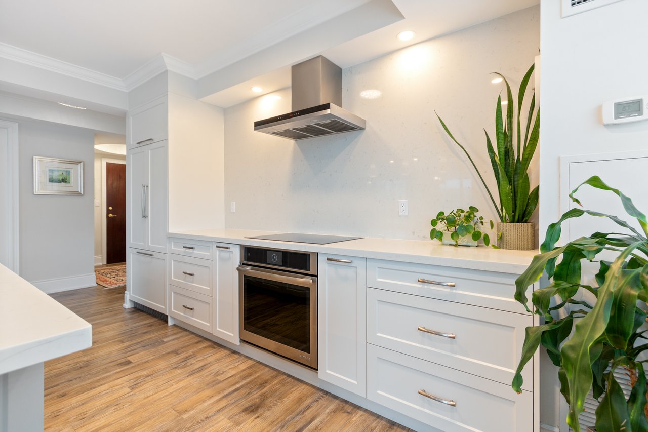 721 - 28 William Carson Crescent