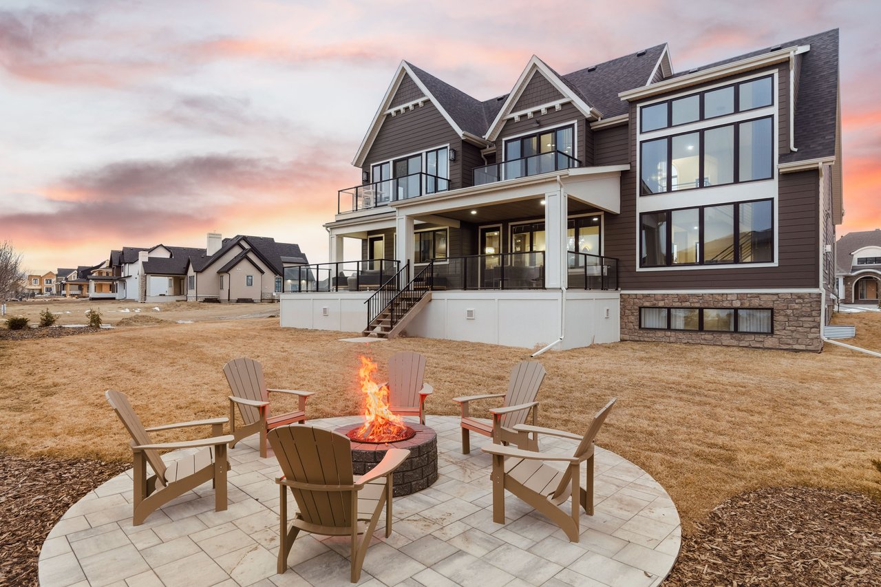 53 Watermark Crescent