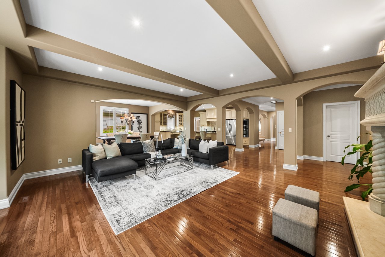 535 Canyon Ave