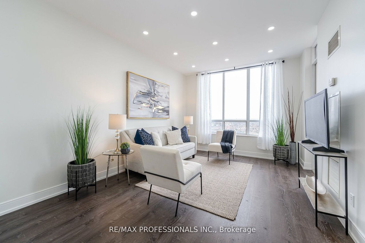 PENTHOUSE IN THE HUMBER MANSIONS