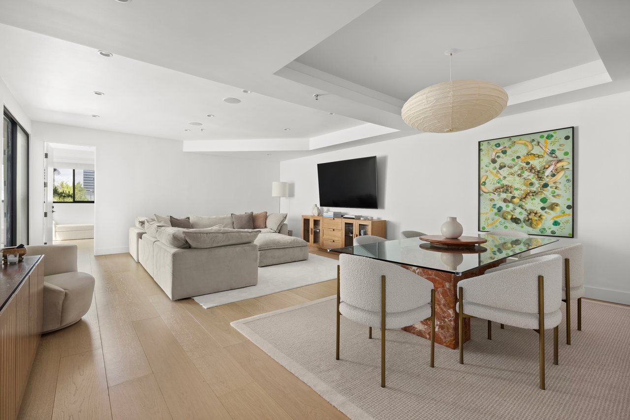 2122 Century Park Ln Unit: 109