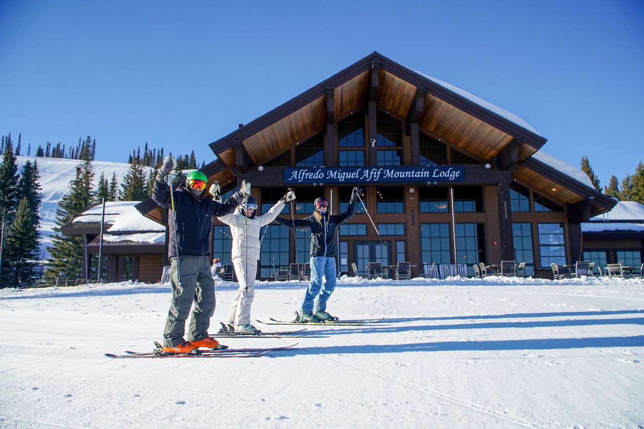 FUN HEATS UP AT TAMARACK RESORT WITH DISCO, WINTER CARNIVAL AND SNOWFORT 