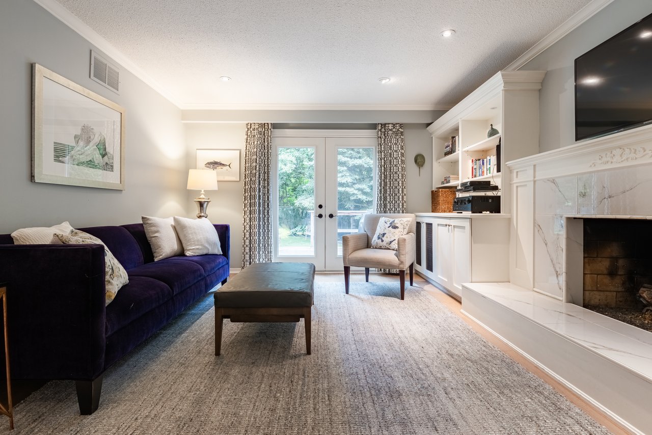 2267 Cedarberry Court, Oakville