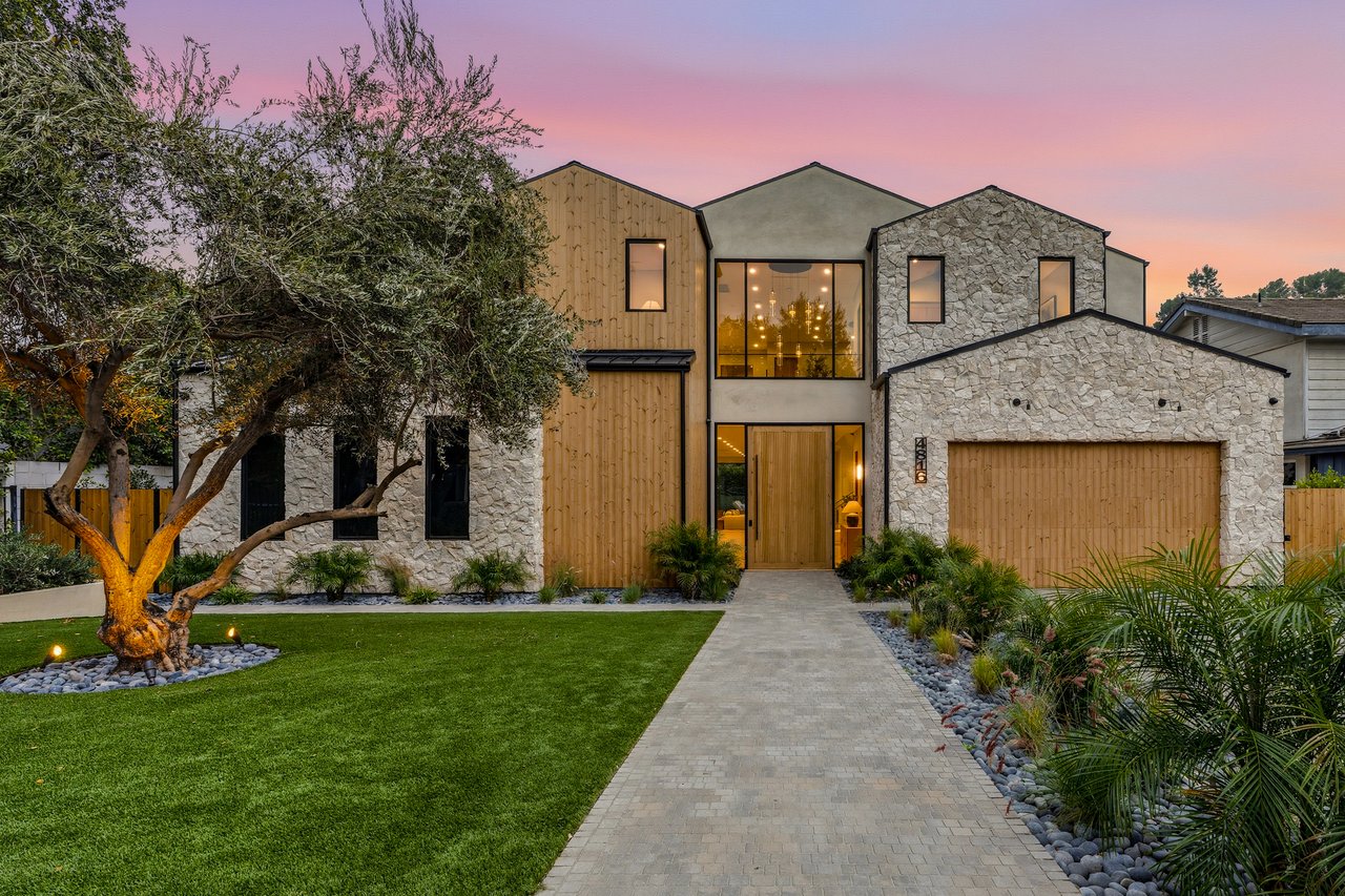 4816 Oak Park Avenue