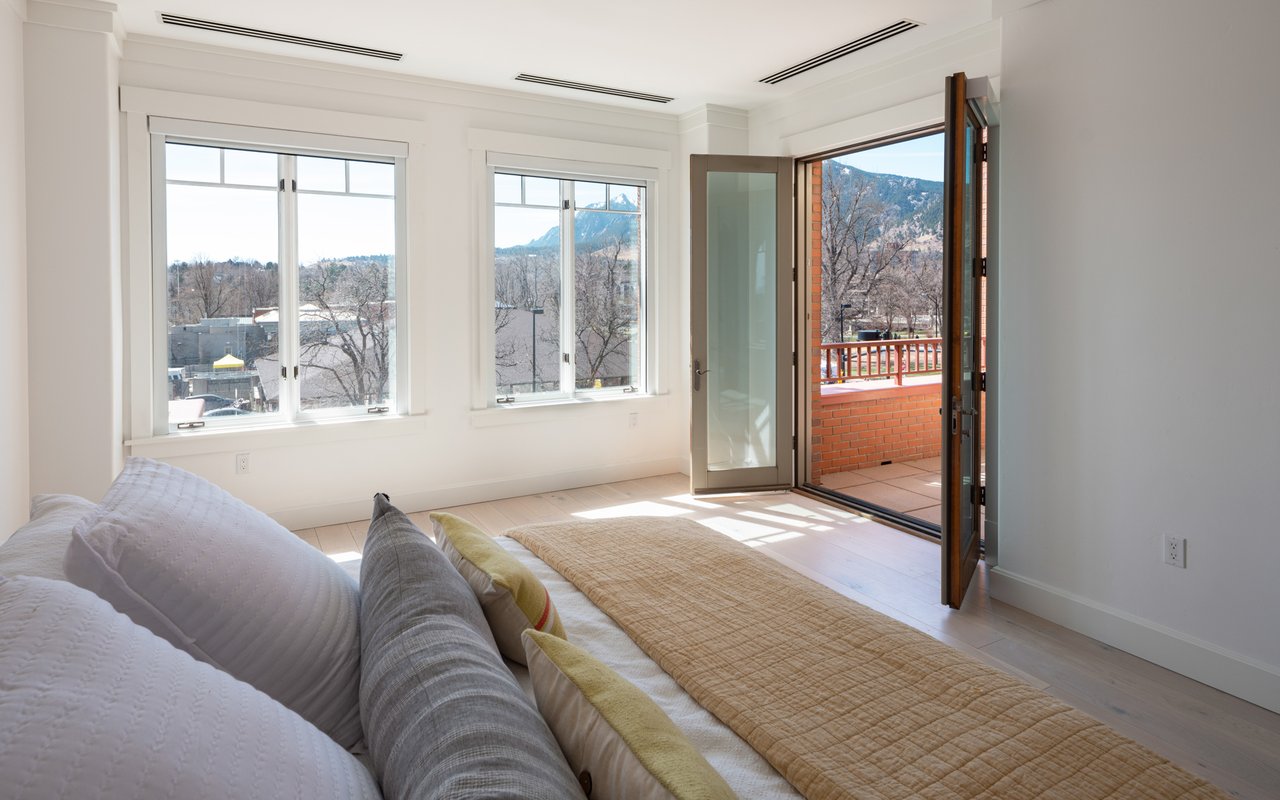 1301 Canyon Boulevard, #304