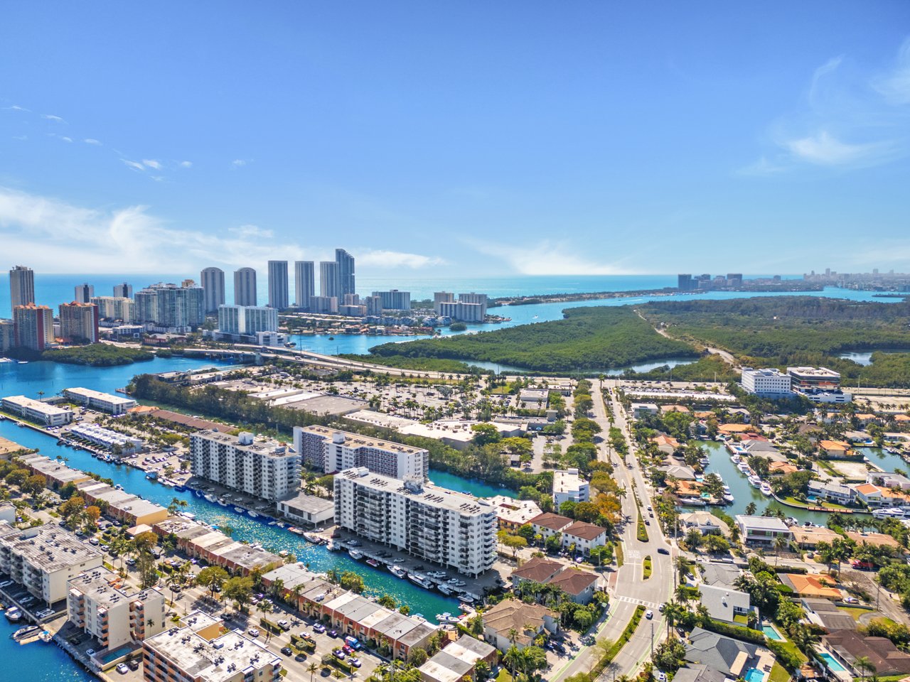 3545 NE 166th St #1004 North Miami Beach