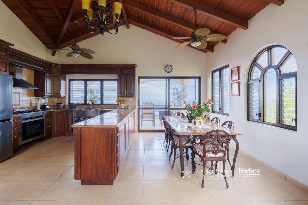 20361 - Villa Romántica | Mediterranean Mansion on 5.9 Hectares with Ocean Views