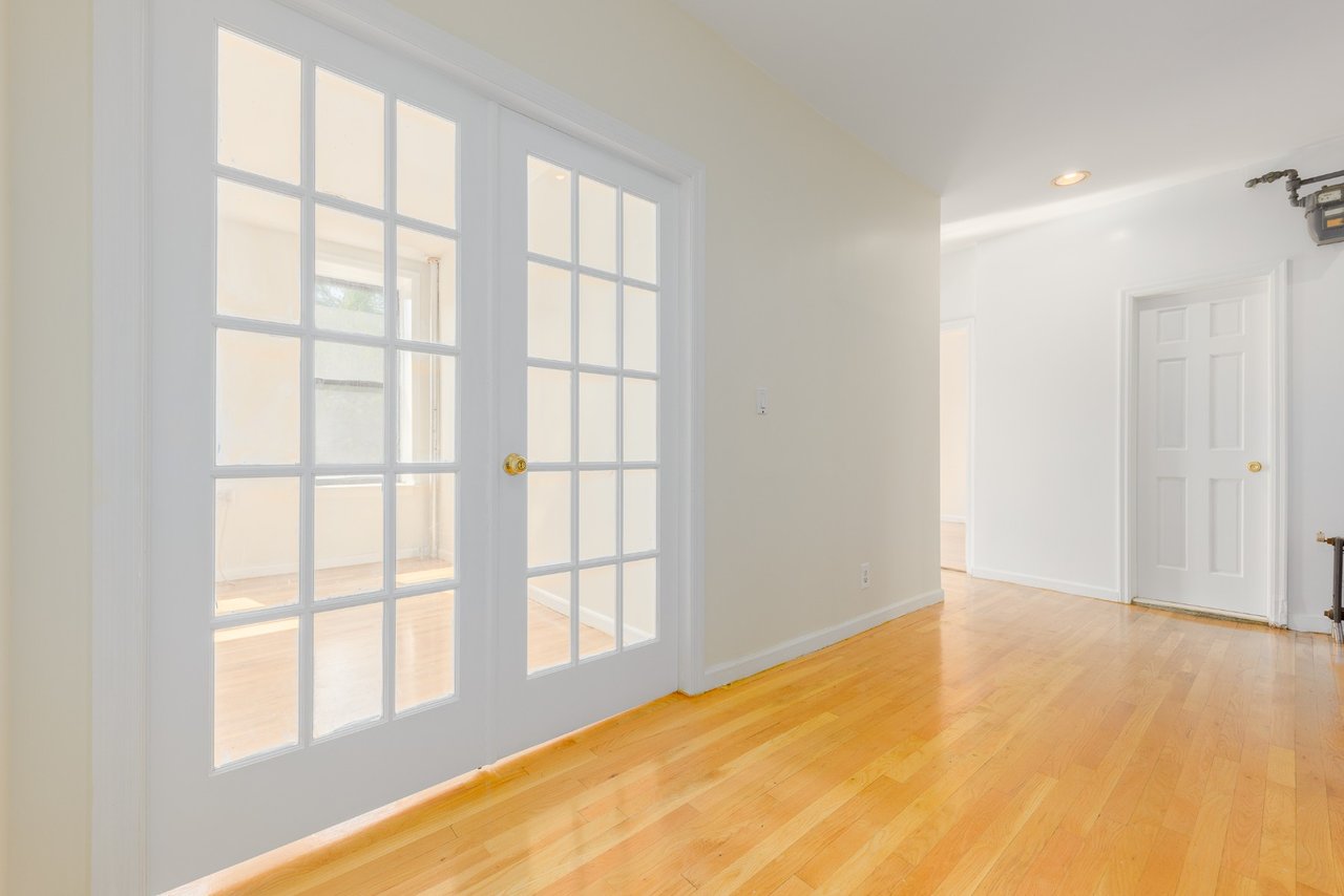 345 East 12th Street Unit: 8