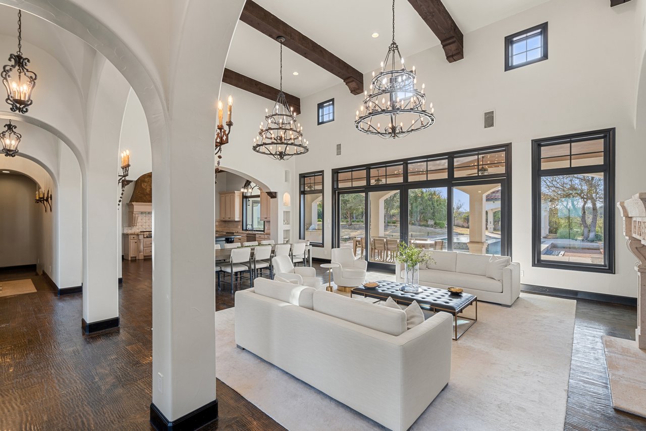 5617 Spanish Oaks Club Blvd