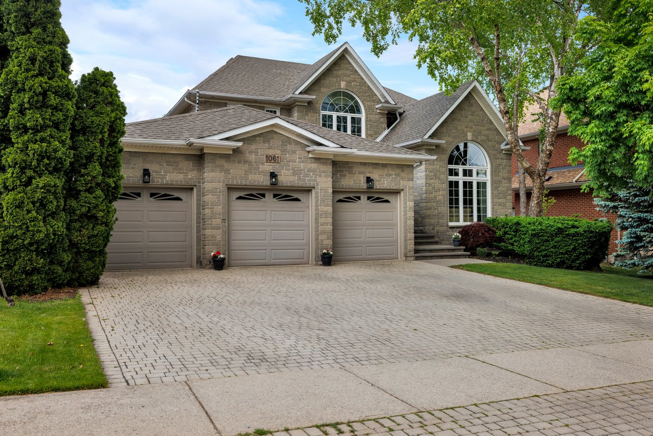 1061 Summit Ridge Drive