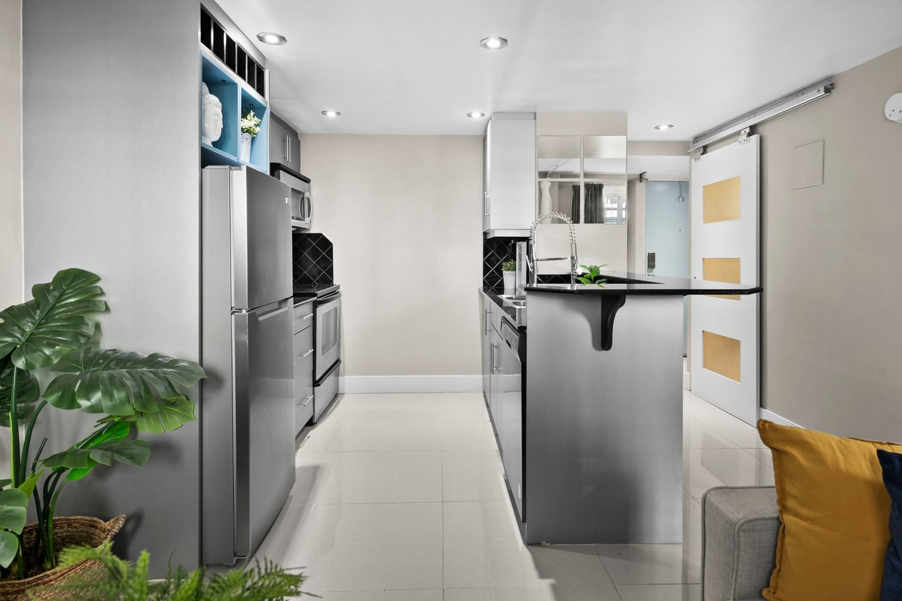 812 15 Avenue SW Unit: 101