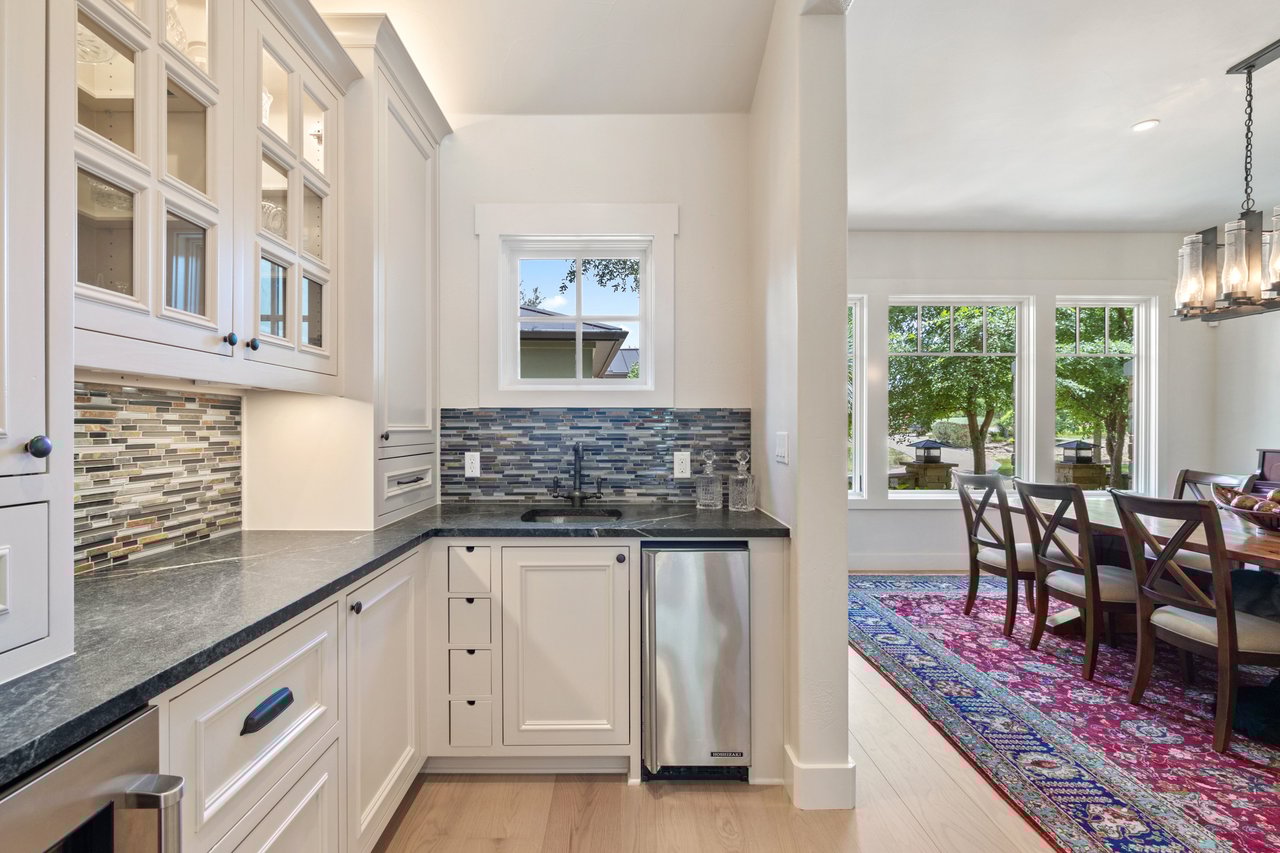 12821 Hacienda Ridge