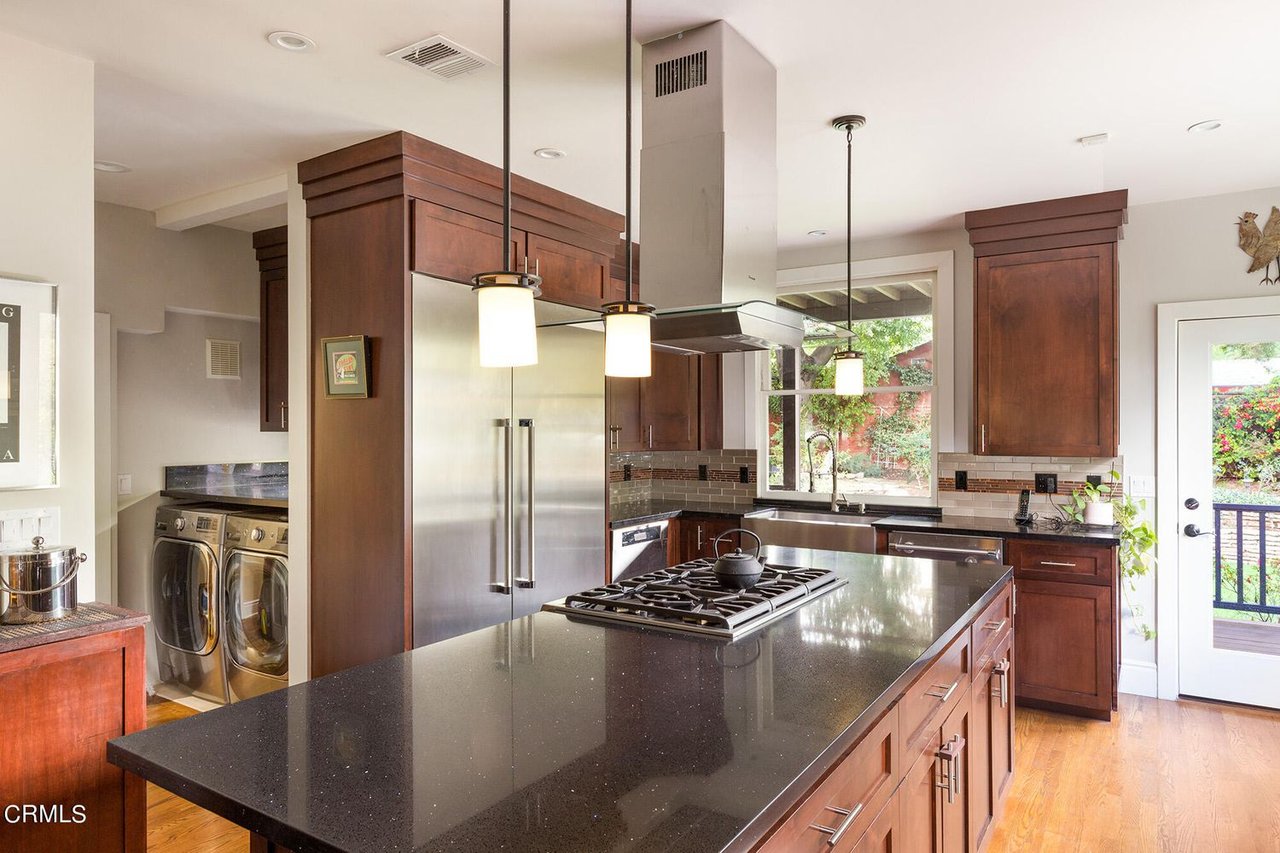 1177 New York Dr