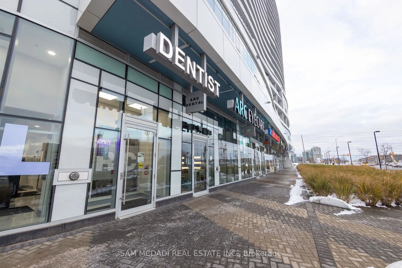 2520 Eglinton Ave W #410