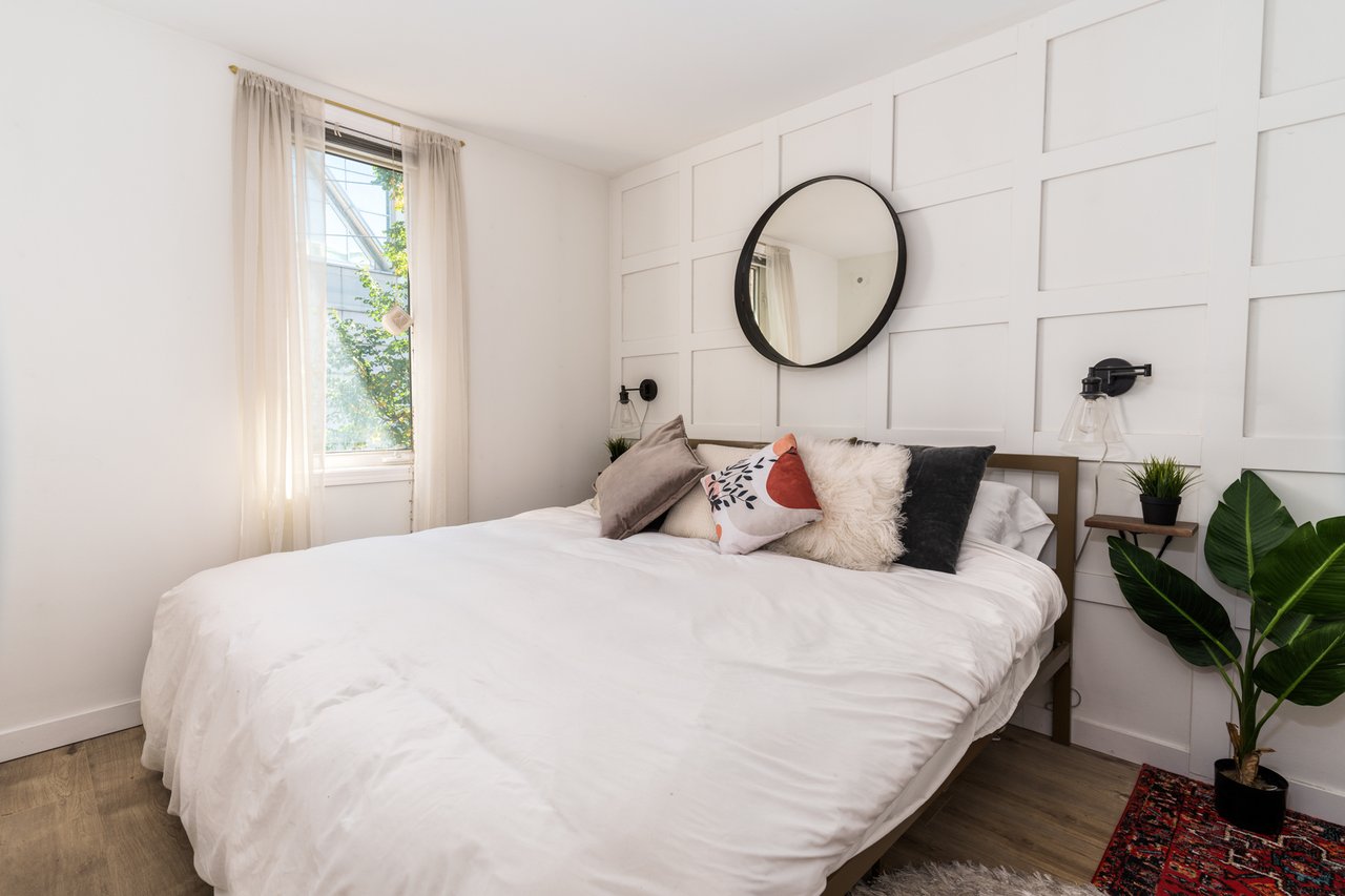 100 Strachan Ave 607