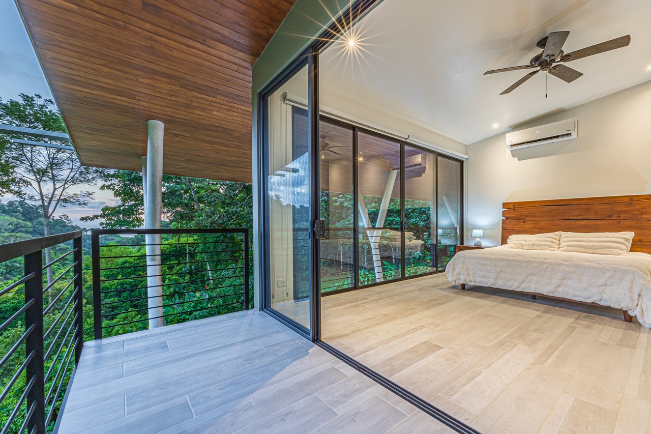 4 Bedroom Jungle Paradise with Ocean Views