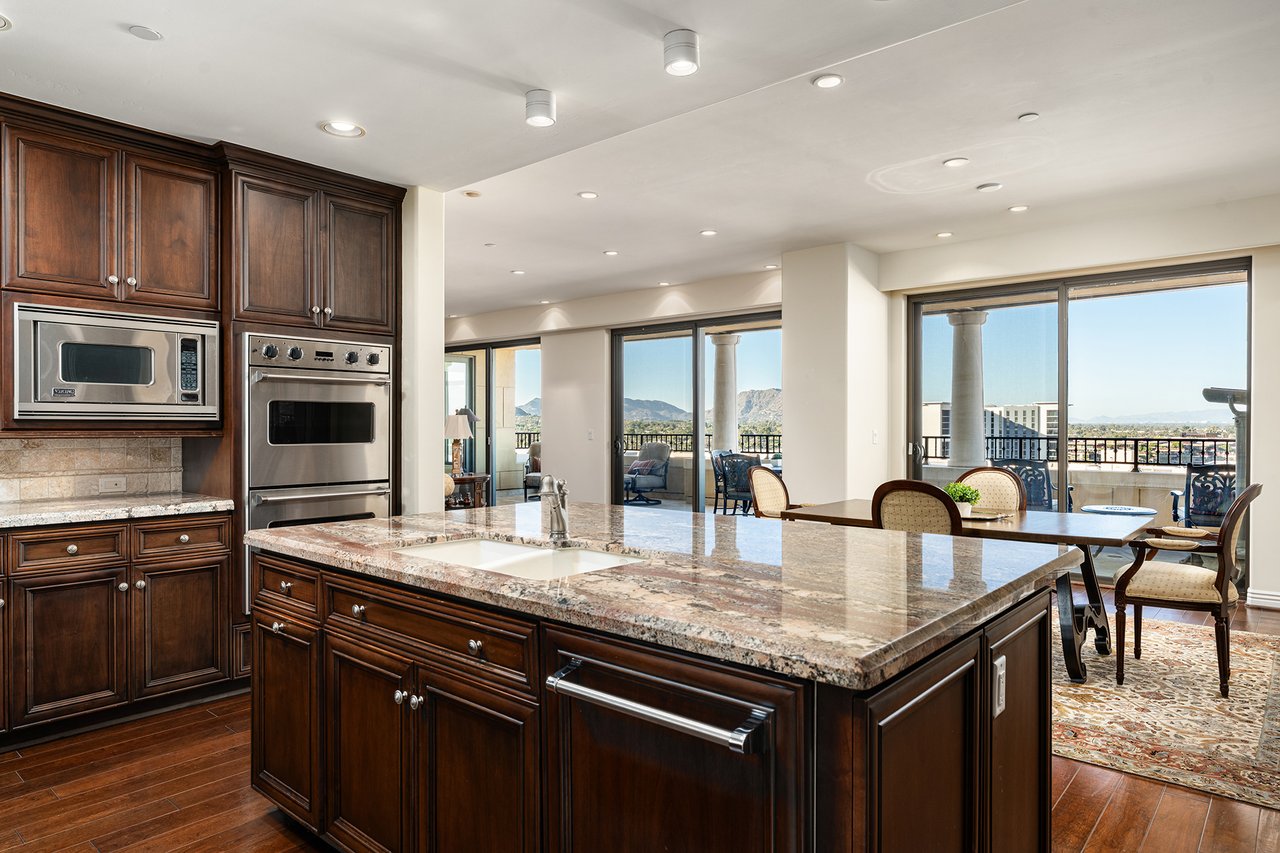 7181 E Camelback Road 1202