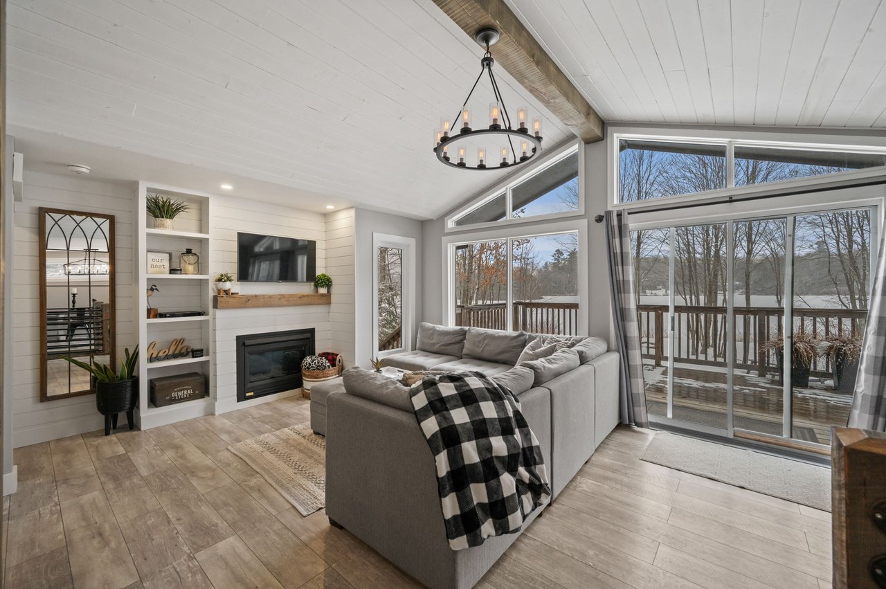 Cash Flow Lakeside Cottage