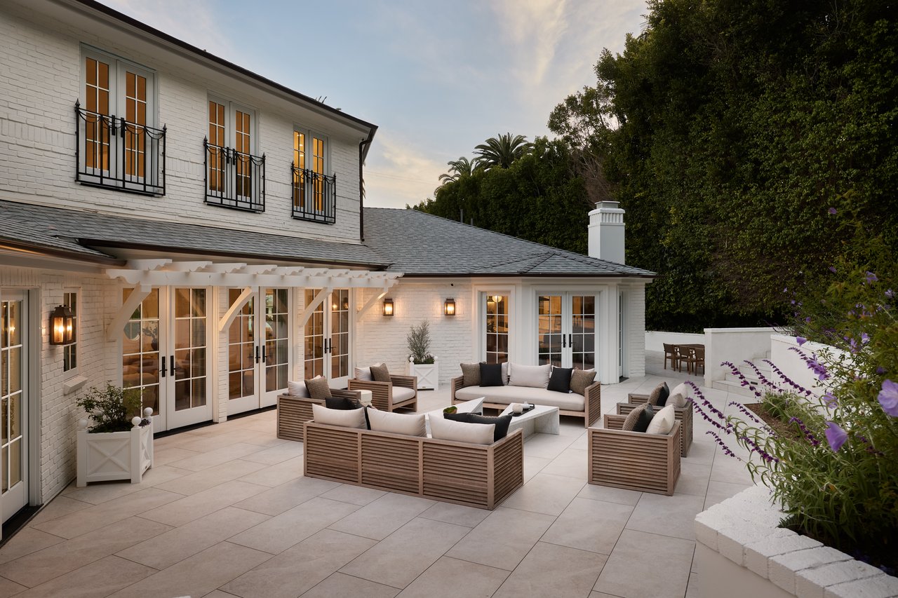 31 Oakmont Dr, Brentwood